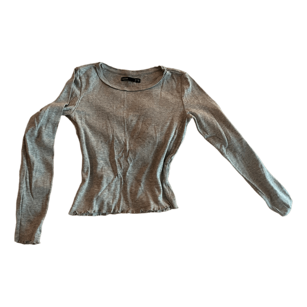 House grey long-sleeved top