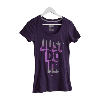 Nike top