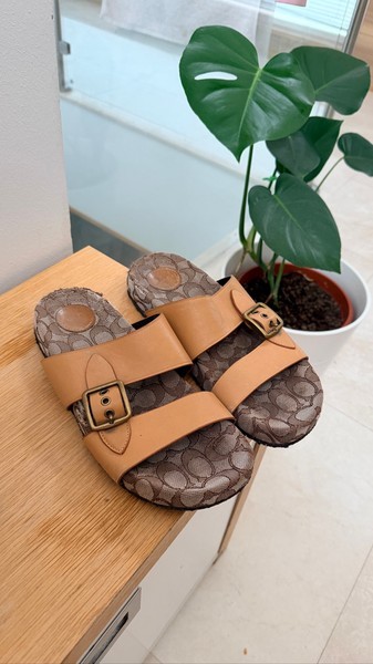 Coach sandaalit koko 39