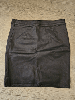 Leather skirt
