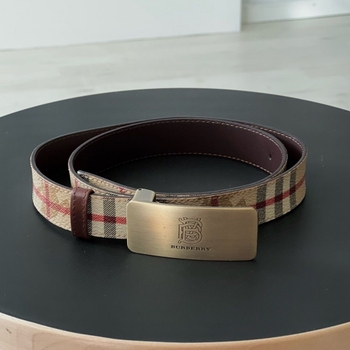 Burberry belt