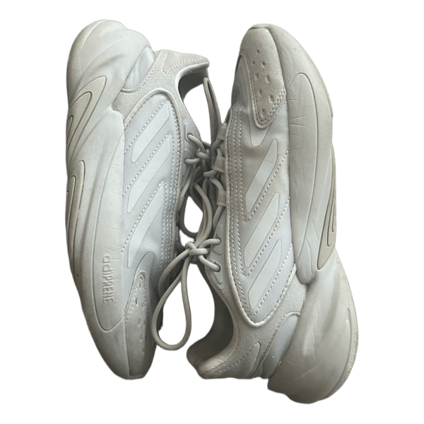 Adidas Ozelia lenkkarit