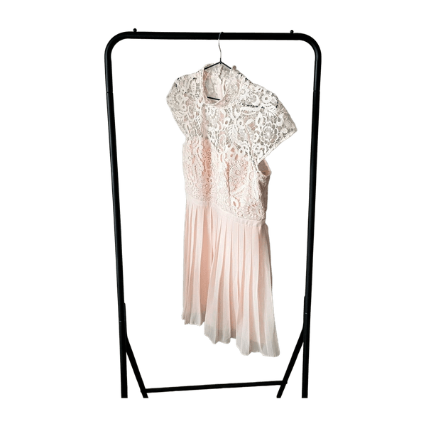 Chi chi london dress