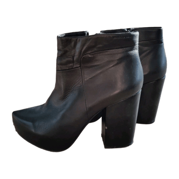 Vagabond boots