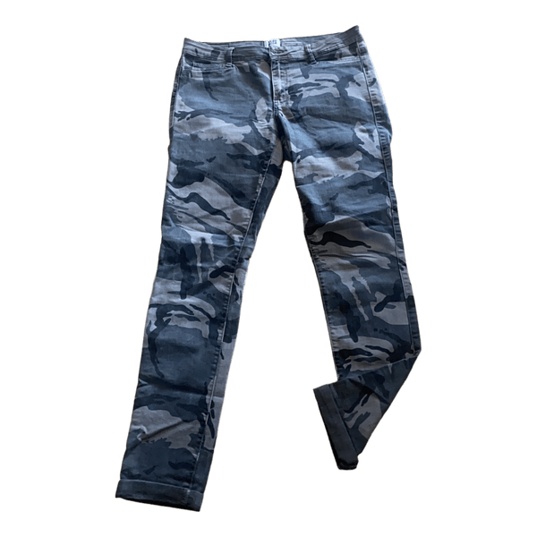 Grå camoflagebukser