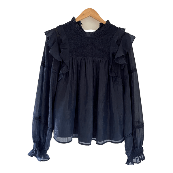 Gina tricot röyhelöpaita