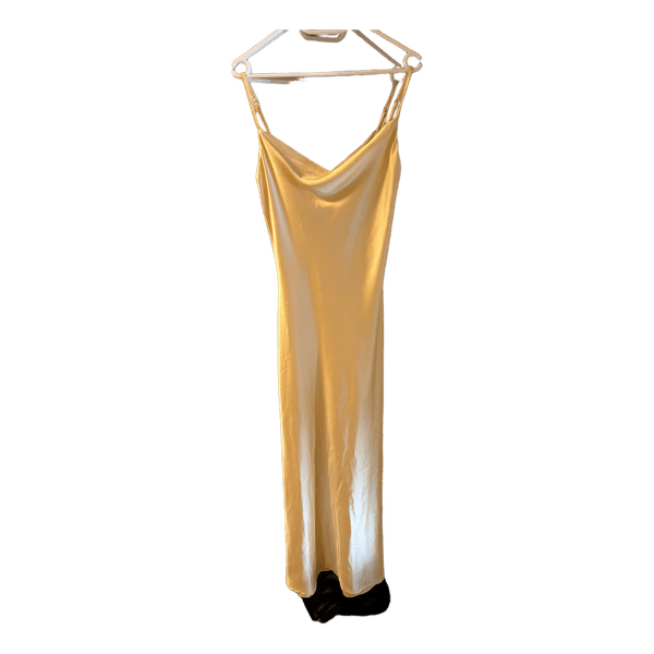 Gul lang satindress