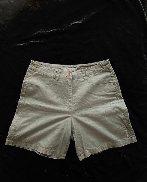 s.Oliver olive green shorts