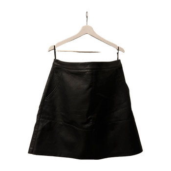 Only skirt