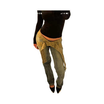 Denim jeans with unique belt