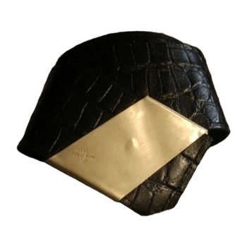Design jari saari belt