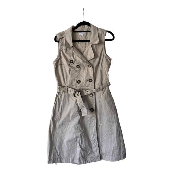 Beige sleeveless shirt dress