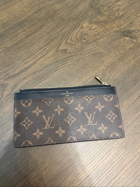 Louis Vuitton lompakko