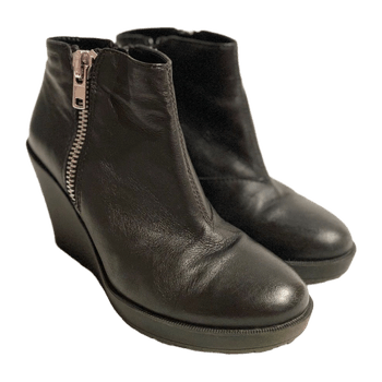 Vagabond boots