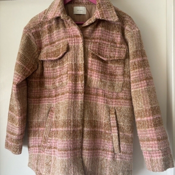 Neo noir coat