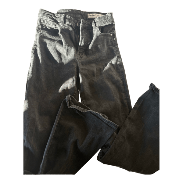 Black Bershka jeans