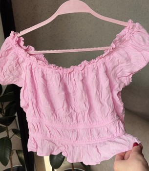 Pink off-shoulder top size S