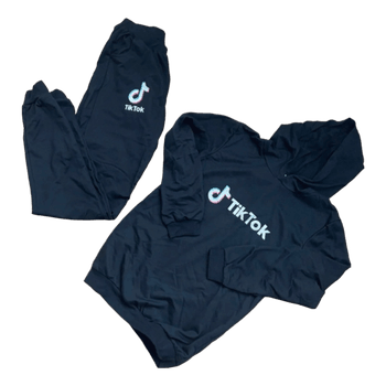TIk tok tracksuit# uusi tracksuit 170cm (miesten XS, naisille S, katso mitat)