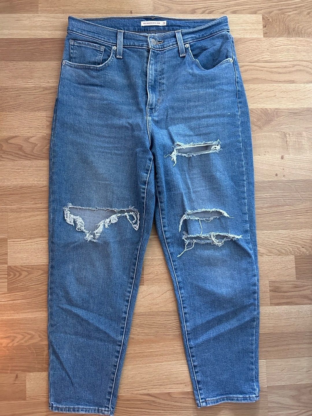 Levi̇’s jeans