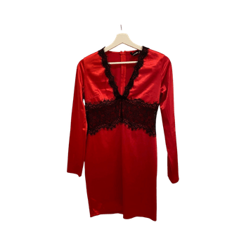 Prettylittlething dress