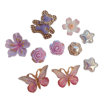 Decorative craft charms set
