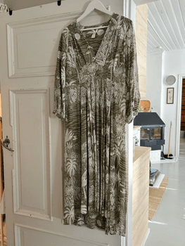 H&M x Desmond and Dempsey Maxi Dress / Size 38