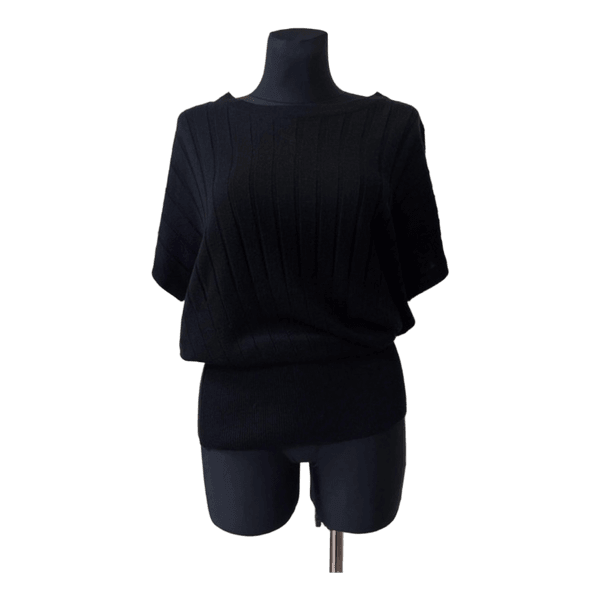 Black knitted top