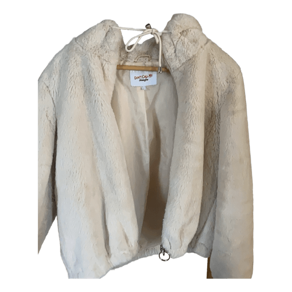 Beige tekoturkis takki