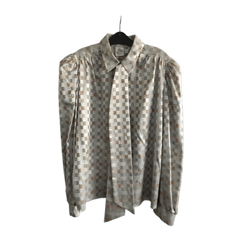 Saksalaista tuotantoa blouse