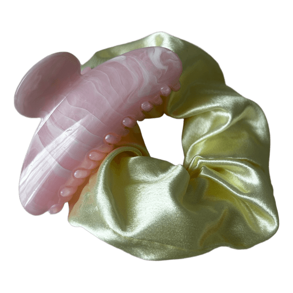 Hair claw and scrunchie set
