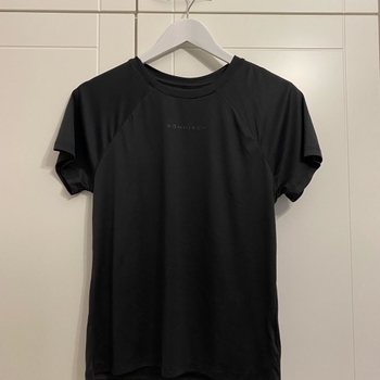 Röchnish sportswear
