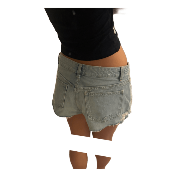 Lyseblå denimshorts