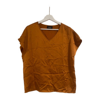 Object blouse
