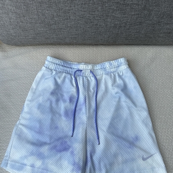 Nike urheilushortsit