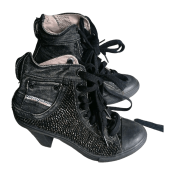 Diesel boots