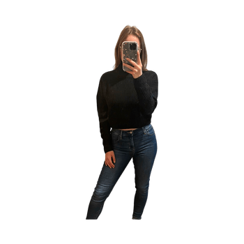 Black cropped sweater