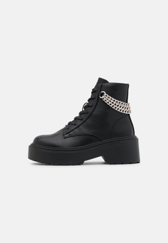 Lace-up ankle boots