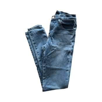 Light wash skinny jeans