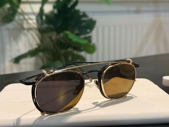 2 in 1 shade sunglass