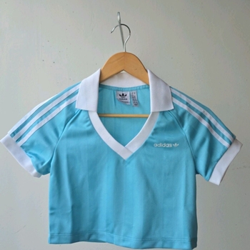 Adidas top