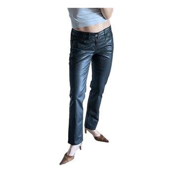 Low waisted straight pants