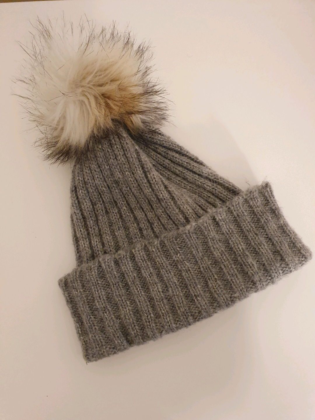 Pieces headwear