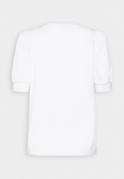 O-neck top White