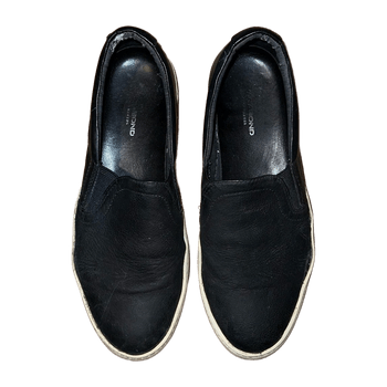 Vagabond loafers