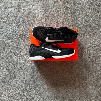 Nike Vapor 12 men's tennis shoes (EU 45)