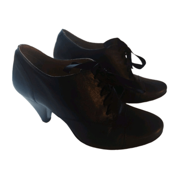 Piano heels