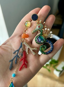 Seahorse earrings