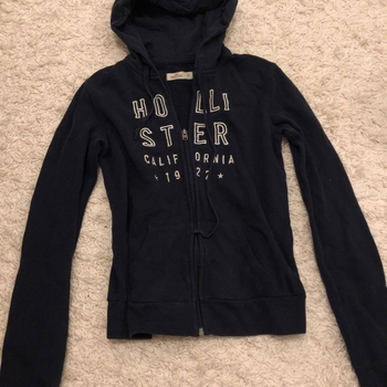 Hollister hoodie
