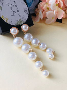 Elengantit helmikorvakorut jewelry