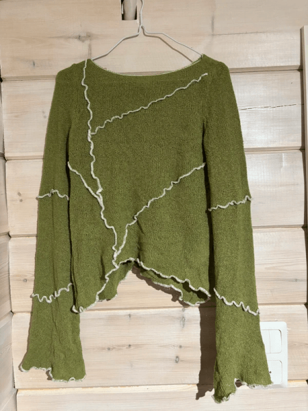 Long sleeve top